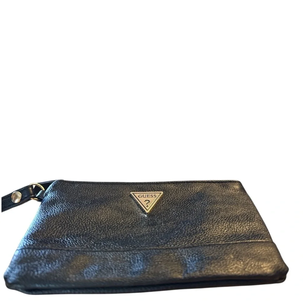 GUESS Black Wristlet Clutch Y2K Logo Zip Pouch Minimal Chic